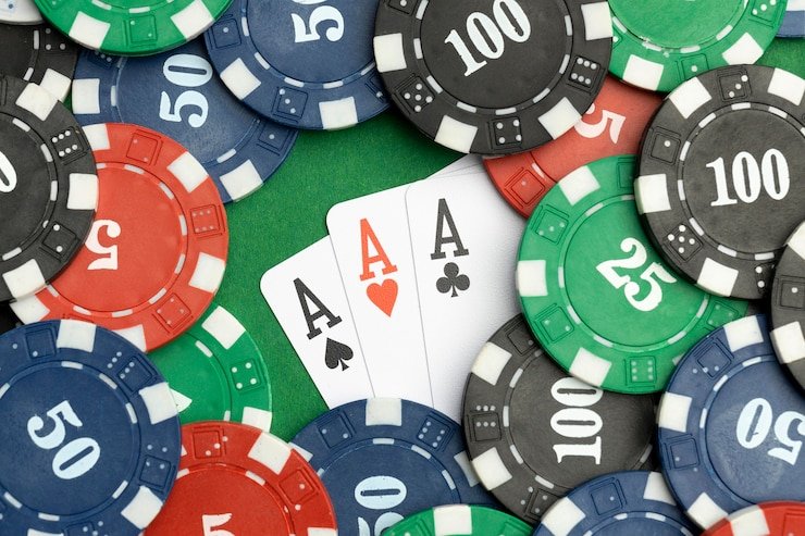 Permainan slot online dengan grafis kaya dan fitur menarik dapat diakses secara mobile
